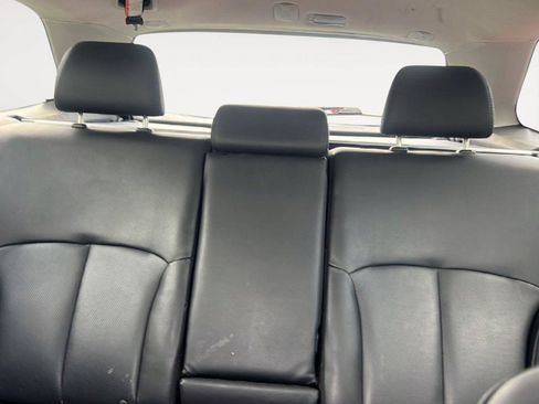 Used 2013 Subaru Outback 2.5i Limited AWD/4WD image 14