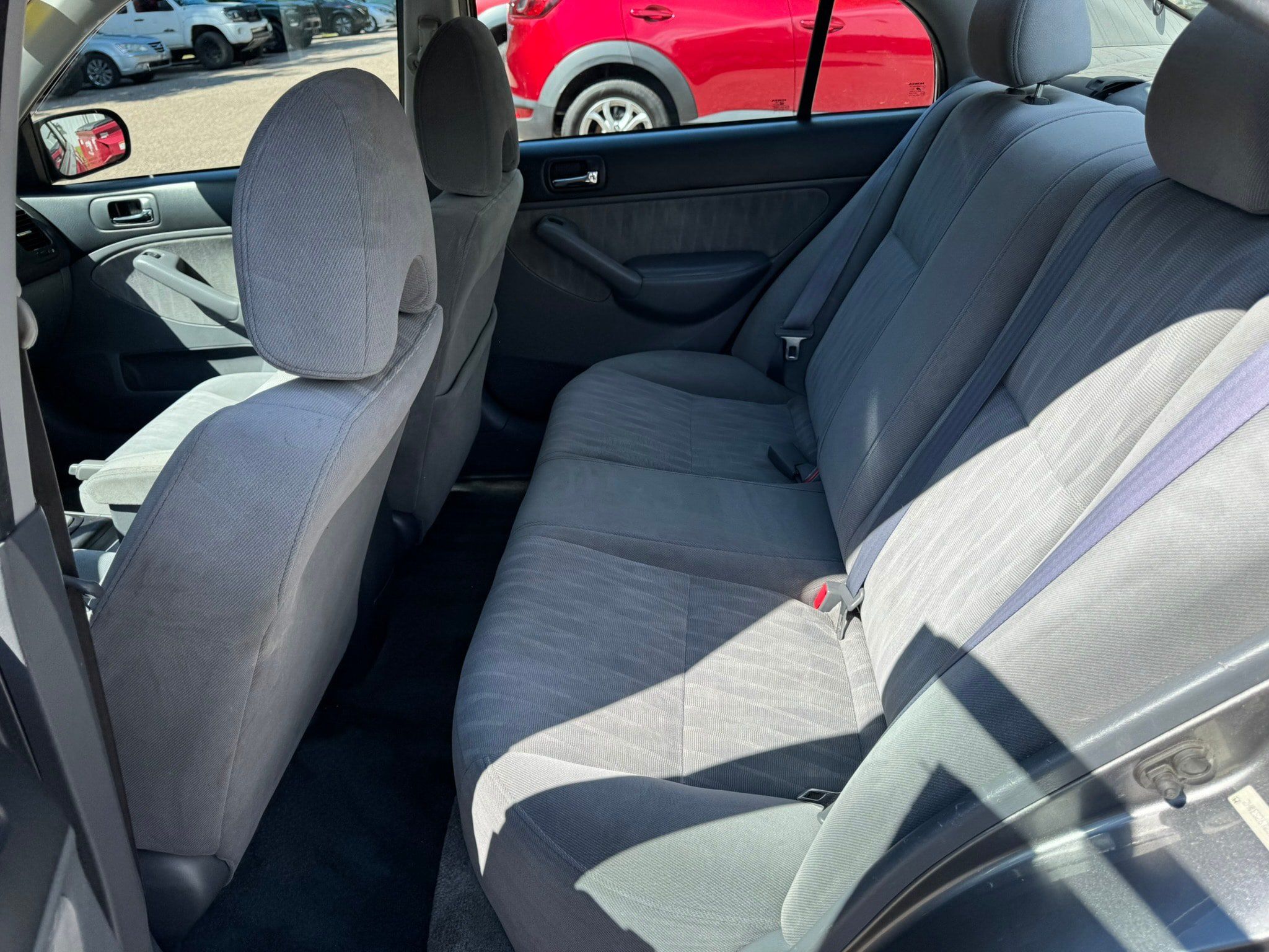 Used 2005 Honda Civic EX image 10