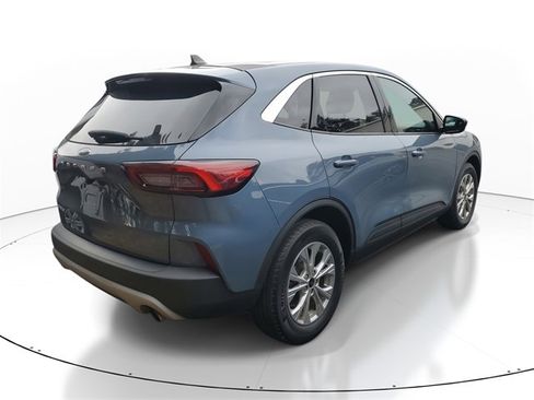 Used 2023 Ford Escape Active image 6