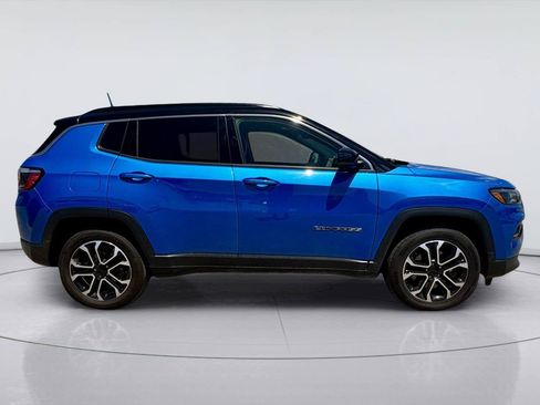 Used 2023 Jeep Compass Limited AWD/4WD image 7