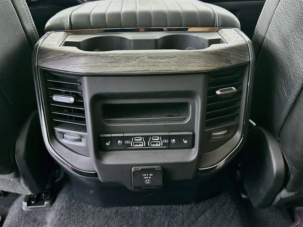 Used 2025 RAM 1500 Limited AWD/4WD image 22