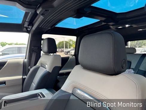 Used 2026 GMC Hummer EV SUV AWD/4WD image 10