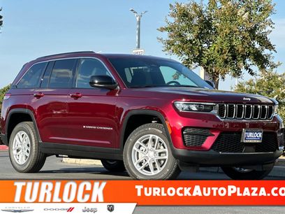 New 2025 Jeep Grand Cherokee Laredo X w/ Luxury Tech Group I