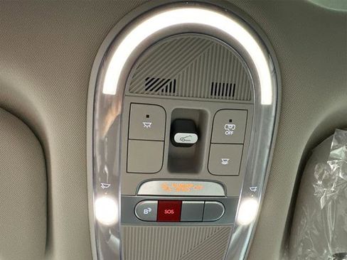 New 2026 Hyundai Ioniq 9 Limited image 35