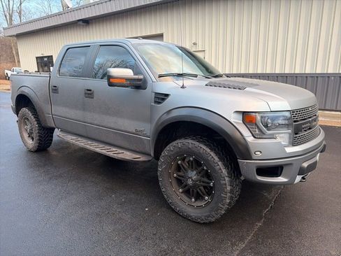 Used 2014 Ford F150 Raptor w/ Equipment Group 801A Luxury image 11