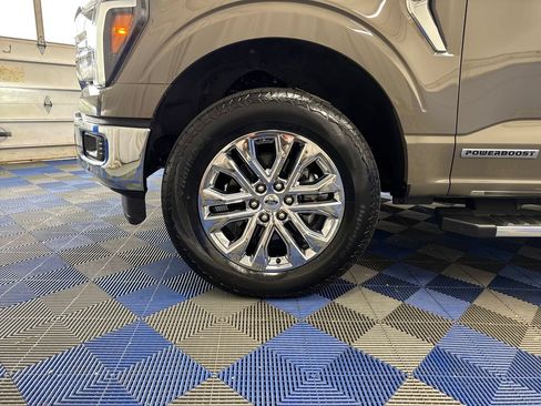 Used 2025 Ford F150 Lariat w/ Equipment Group 502A High AWD/4WD image 31