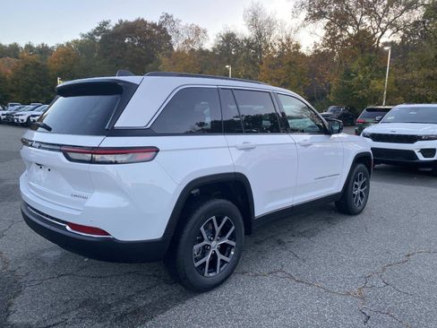 New 2025 Jeep Grand Cherokee Limited image 3