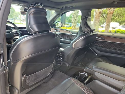 Used 2021 Jeep Grand Cherokee L Summit w/ Advanced Protech Group IV AWD/4WD image 16
