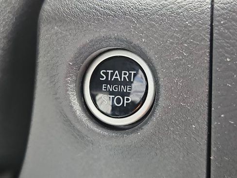 Certified 2024 Nissan Frontier SV w/ SV Convenience Package RWD image 23