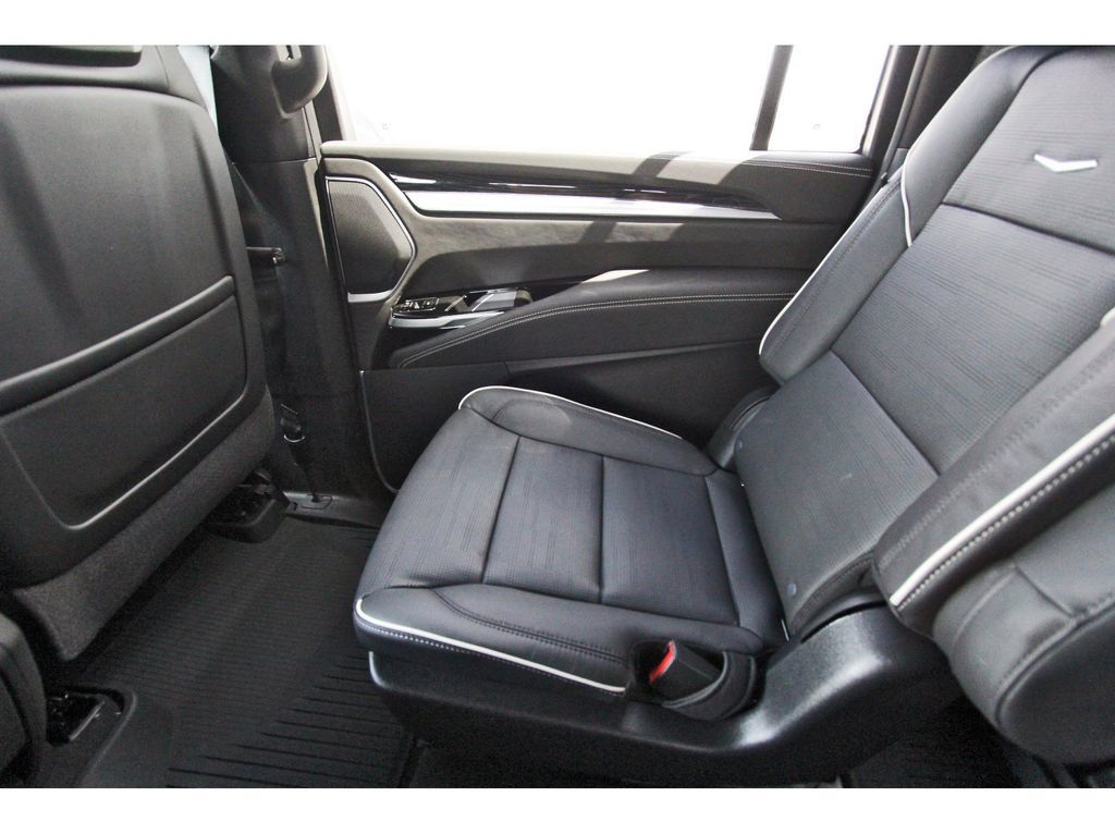 New 2027 Cadillac Escalade ESV Sport w/ Touring Package AWD/4WD image 12