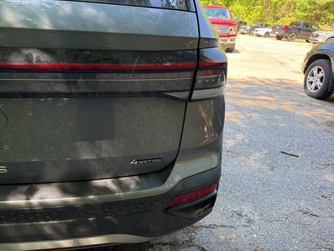 Used 2025 Volkswagen Taos S AWD/4WD image 9