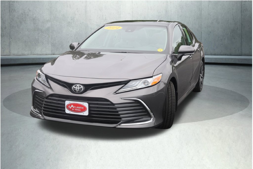 Certified 2024 Toyota Camry XLE w/ Cold Weather Package AWD/4WD image 25