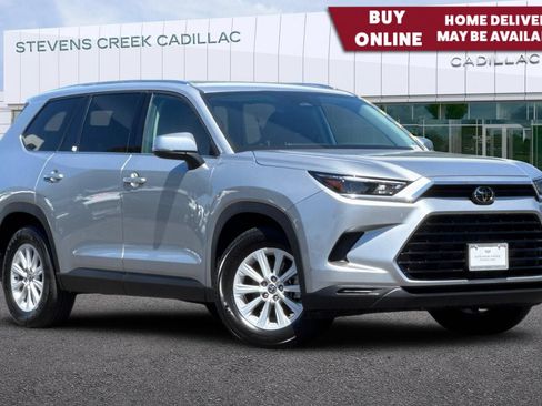 Used 2025 Toyota Grand Highlander FWD image 1