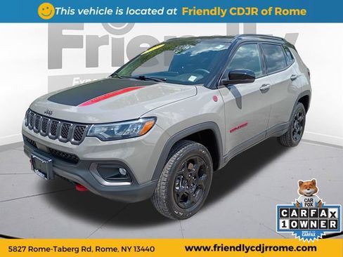 Used 2023 Jeep Compass Trailhawk w/ Trailhawk Convenience Group AWD/4WD image 1