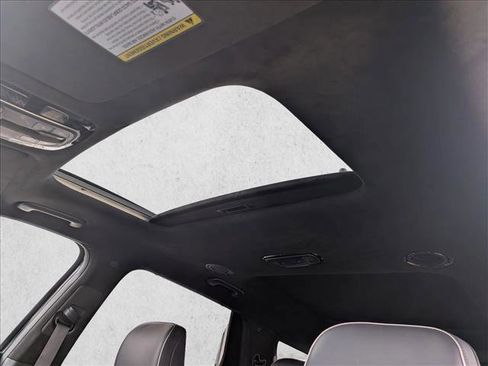 Used 2020 Hyundai Palisade Limited image 19