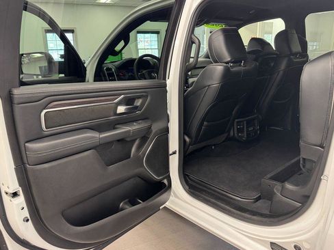 Used 2025 RAM 1500 Laramie image 18