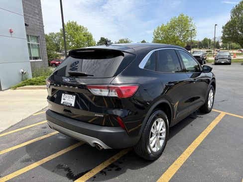 Used 2022 Ford Escape SE AWD/4WD image 6