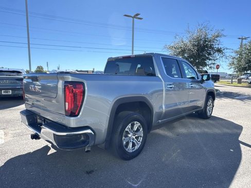 Used 2025 GMC Sierra 1500 SLT image 5