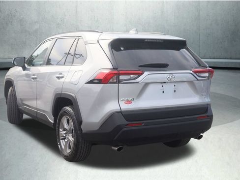 Certified 2025 Toyota RAV4 XLE AWD/4WD image 13