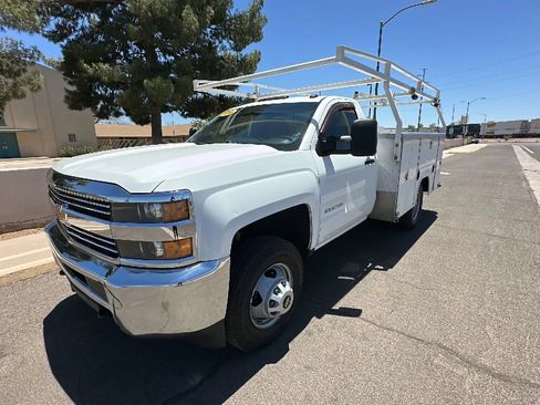 Used 2016 Chevrolet Silverado 3500 W/T RWD image 9