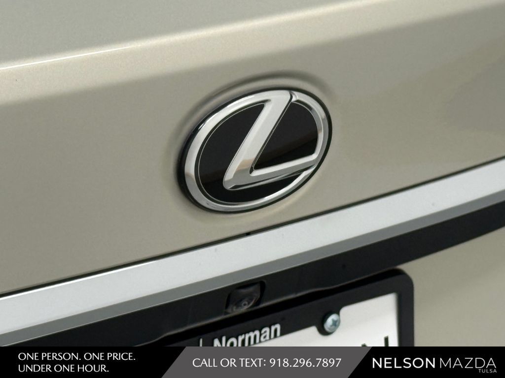 Used 2024 Lexus ES 350 w/ Premium Package FWD image 13