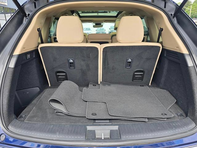 Used 2024 Acura MDX SH-AWD image 9