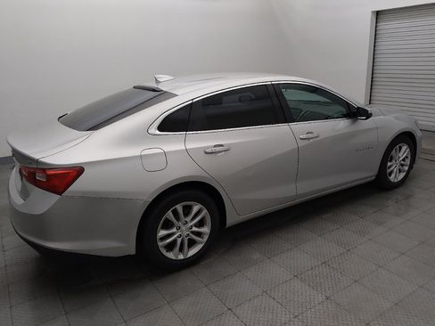 Used 2018 Chevrolet Malibu LT FWD image 10