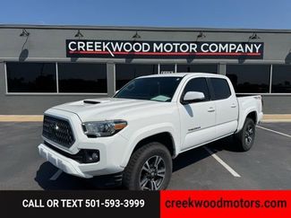 Used 2018 Toyota Tacoma TRD Sport image 1