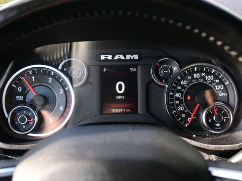 Used 2024 RAM 3500 Big Horn image 26