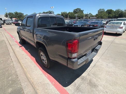 Used 2020 Toyota Tacoma SR w/ SR Convenience Package RWD image 7