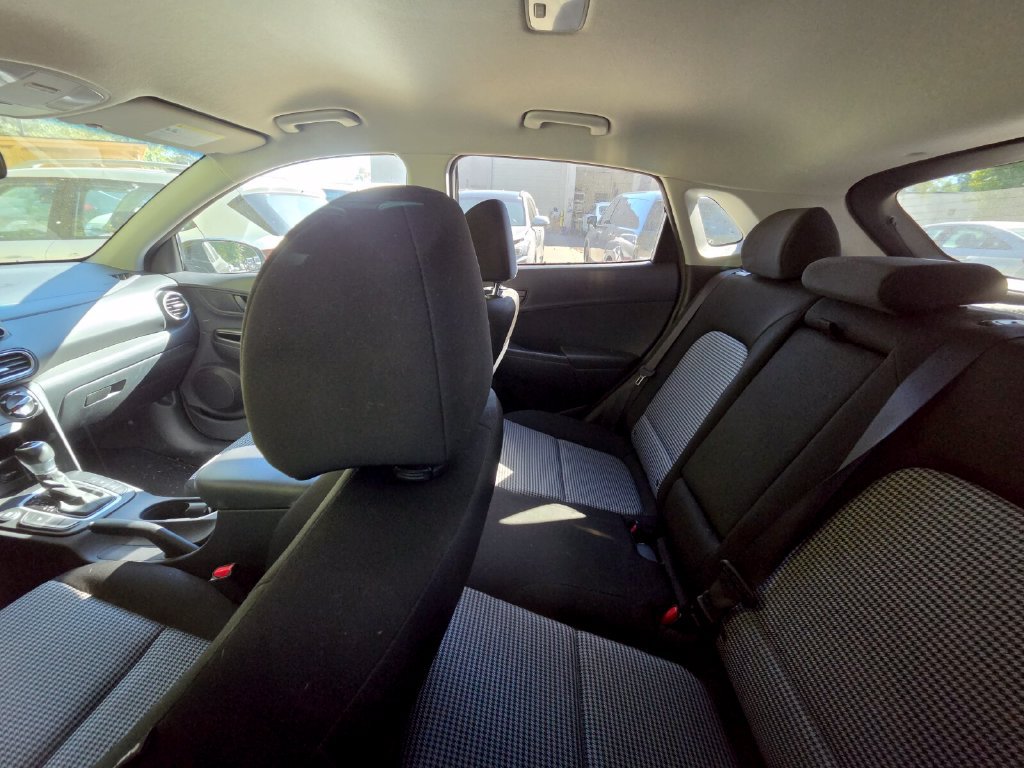 Used 2020 Hyundai Kona SEL FWD image 11