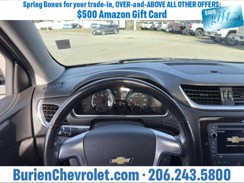 Used 2017 Chevrolet Traverse Premier image 13