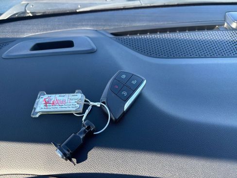 Used 2025 Chevrolet Equinox LT image 21