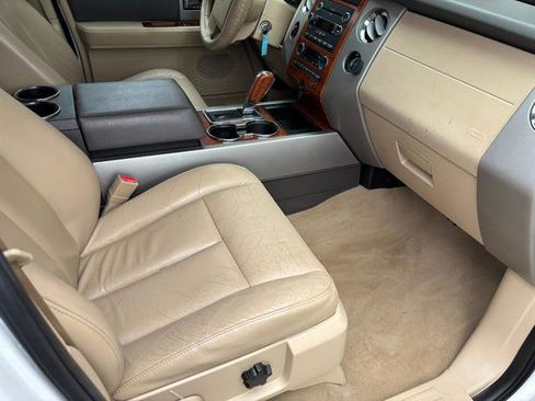 Used 2010 Ford Expedition EL Eddie Bauer AWD/4WD image 12