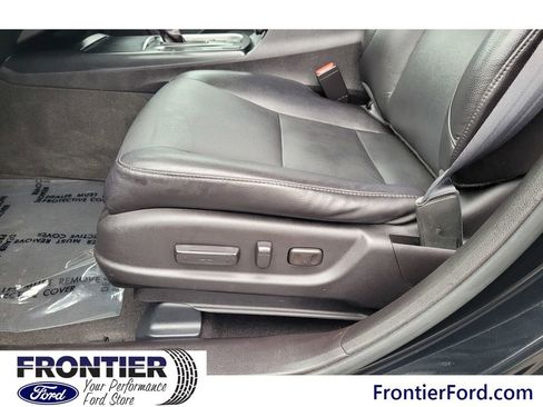 Used 2017 Acura RDX FWD w/ Technology Package image 13