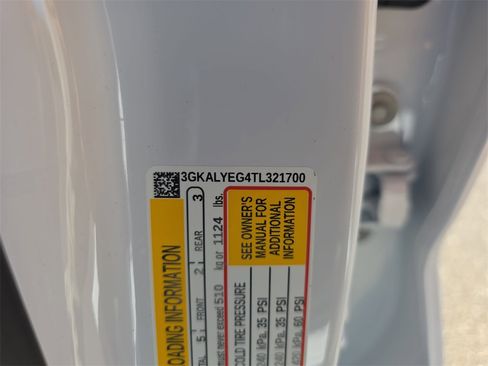 New 2026 GMC Terrain AT4 w/ Convenience Package III image 37