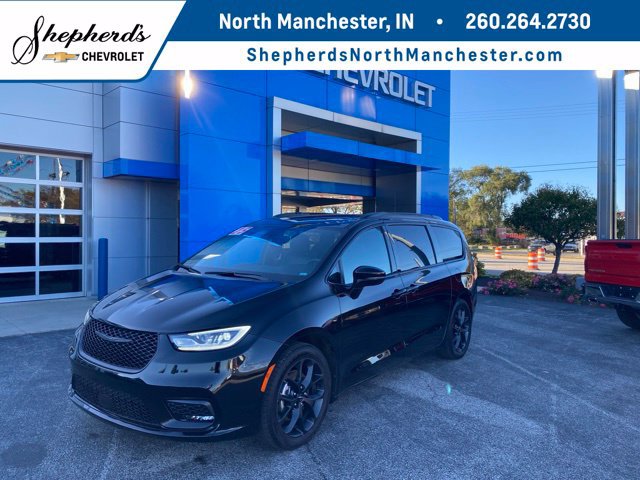 Used 2025 Chrysler Pacifica Limited FWD image 1