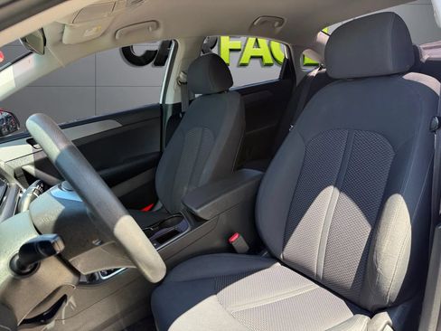 Used 2019 Hyundai Sonata SE FWD image 26