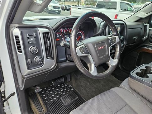 Used 2015 GMC Sierra 2500 SLE image 16