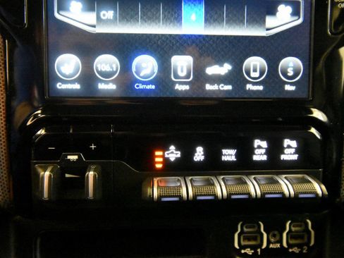 Used 2020 RAM 1500 Limited AWD/4WD image 25