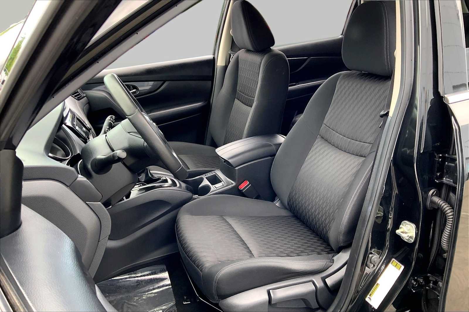 Used 2020 Nissan Rogue S w/ Special Edition Package AWD/4WD image 8