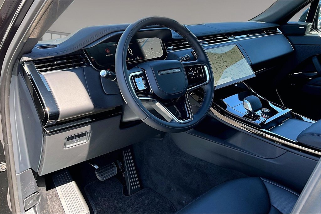 New 2027 Land Rover Range Rover Sport SE AWD/4WD image 7