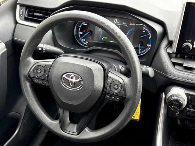 Used 2025 Toyota RAV4 LE AWD/4WD image 14