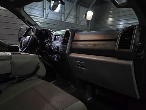 Used 2021 Ford F250 XL w/ STX Appearance Package AWD/4WD image 15