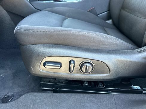 Used 2025 Chevrolet Malibu LT FWD image 15