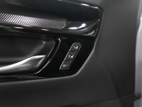 Used 2024 Honda CR-V EX-L image 23