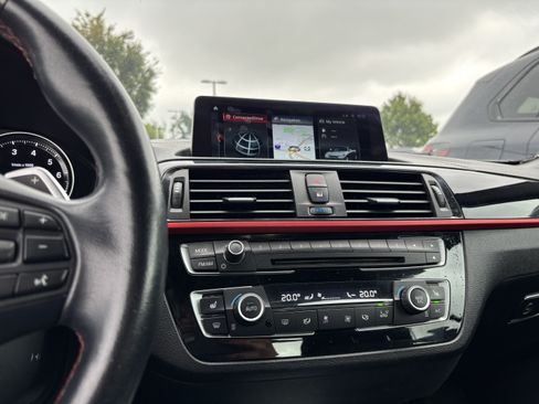 Used 2020 BMW 230i xDrive Convertible AWD/4WD image 18