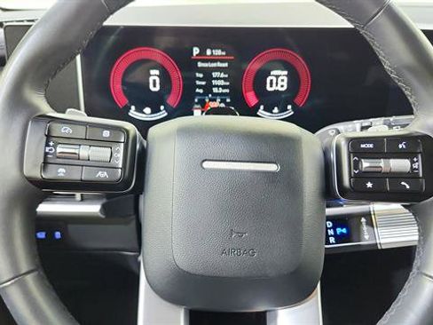 Used 2025 Hyundai Santa Fe SEL AWD/4WD image 15