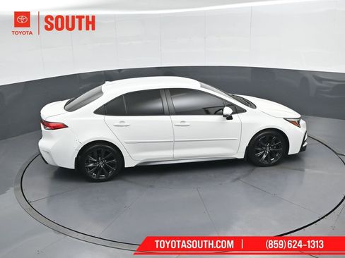 Used 2023 Toyota Corolla SE FWD image 44