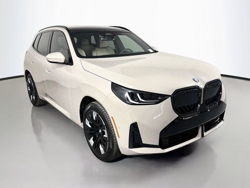 New 2026 BMW X3 xDrive30i w/ Premium Package AWD/4WD image 3